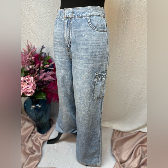 Kensie- Light Blue Drawstring Cargo Jeans (6/28) - Picture 2 of 14